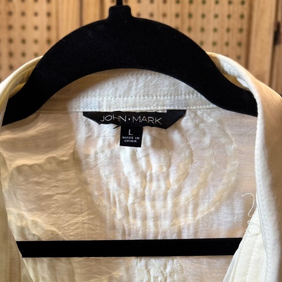 John‎ Mark Women's Embroidered Rose Long Sleeve Button Down Top Cream Black L - Picture 2 of 5